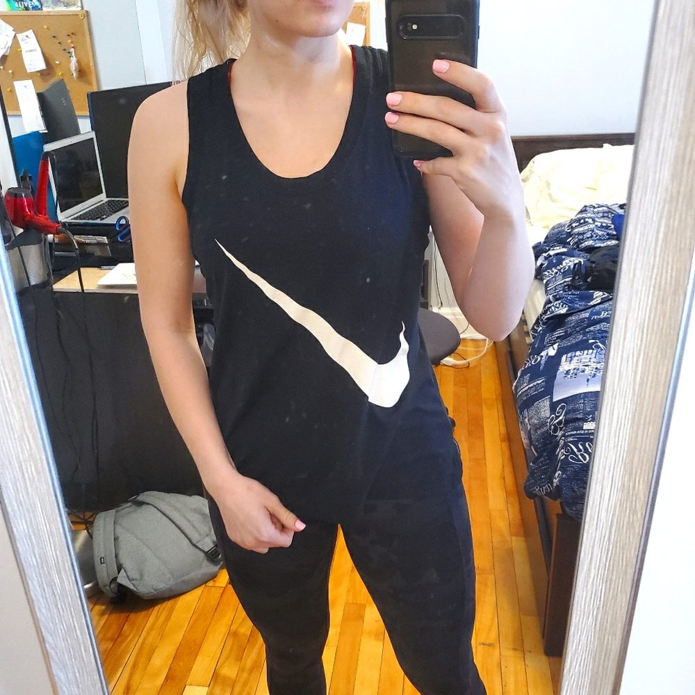 Nike tank